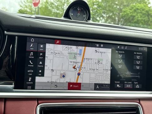 Used 2019 Porsche Panamera 4 AWD/4WD image 33