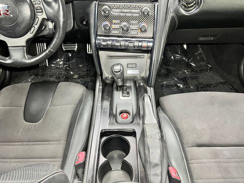 Used 2013 Nissan GT-R Premium AWD/4WD image 10