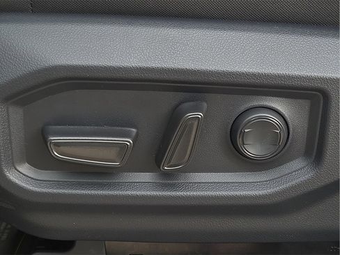 New 2026 Toyota Tundra SR5 image 18