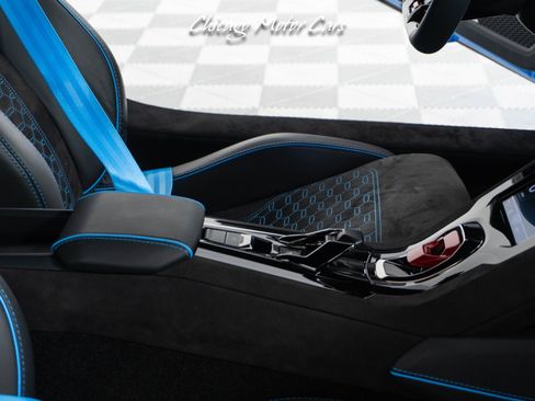 Used 2023 Lamborghini Huracan Tecnica image 38