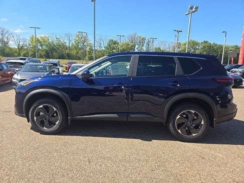 New 2026 Nissan Rogue SV image 4