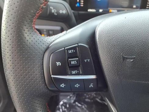 Used 2024 Ford Escape ST-Line AWD/4WD image 7