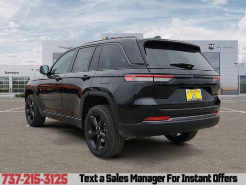 New 2026 Jeep Grand Cherokee Limited w/ Limited Altitude Package RWD image 3