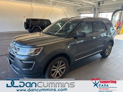Used 2019 Ford Explorer XLT AWD/4WD image 1