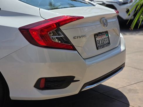 Used 2019 Honda Civic LX image 10