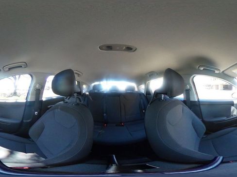Used 2025 Kia K4 FWD image 37
