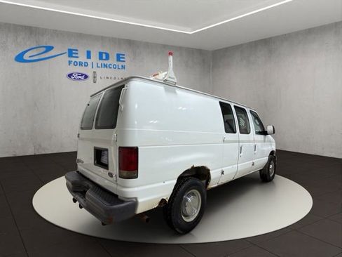 Used 2006 Ford E-250 and Econoline 250 RWD image 9