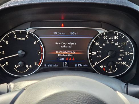 Used 2024 Nissan Altima 2.5 SV FWD image 24