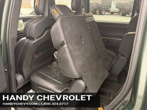 Used 2023 Rivian R1S Adventure image 41