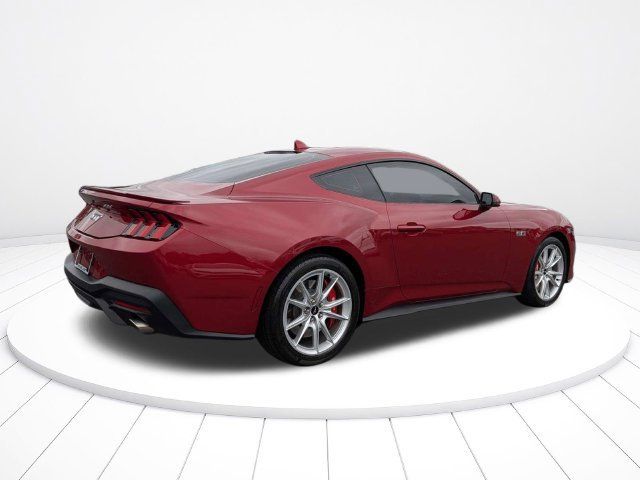Used 2024 Ford Mustang GT Premium RWD image 3