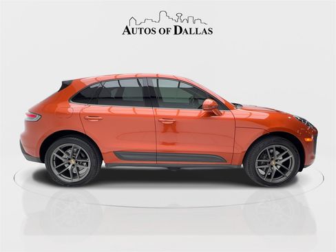Used 2023 Porsche Macan image 7