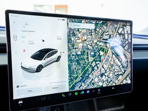 Used 2025 Tesla Model 3 Long Range image 38