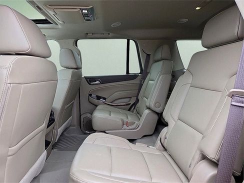 Used 2019 GMC Yukon SLT w/ Premium Edition image 13