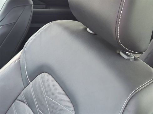 Used 2022 Nissan Pathfinder Platinum w/ Lighting Package (N92) image 14