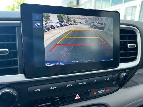 Certified 2024 Hyundai Venue SEL FWD image 50