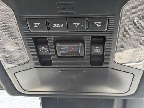 Used 2021 Toyota RAV4 XSE AWD/4WD image 34