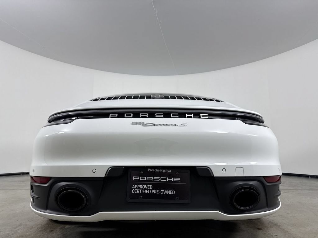 Certified 2024 Porsche 911 Carrera 4S AWD/4WD image 19