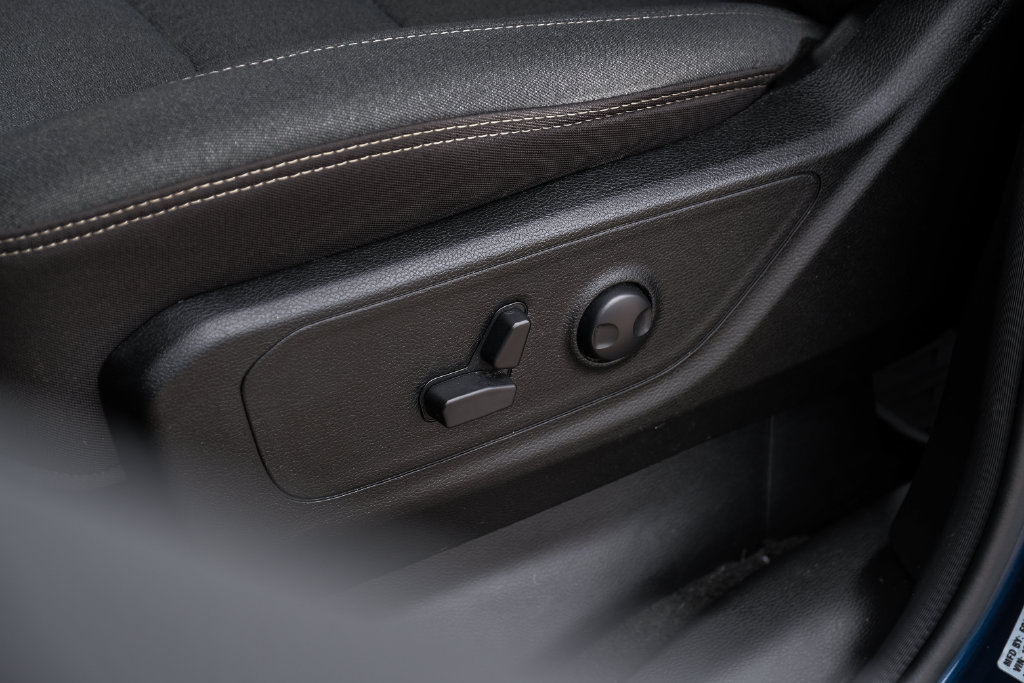 Used 2023 RAM 1500 Big Horn AWD/4WD image 45