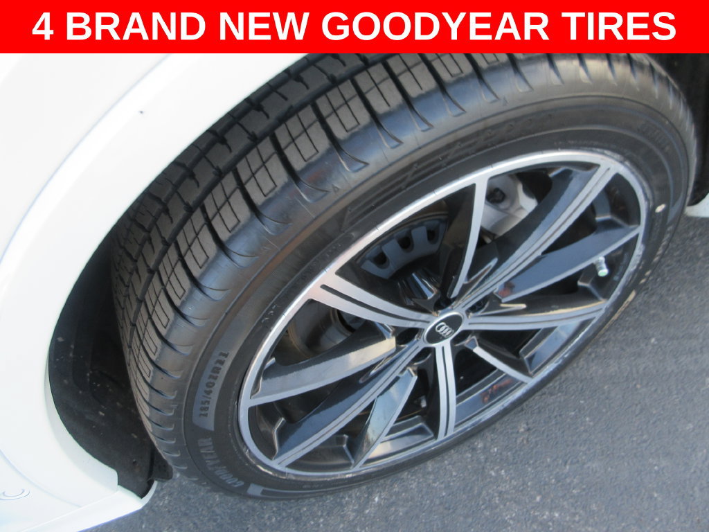 Used 2023 Audi Q7 3.0T Prestige AWD/4WD image 3
