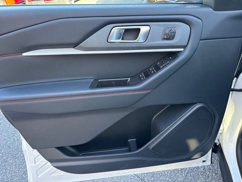 New 2026 Ford Explorer ST-Line w/ Premium Package image 8