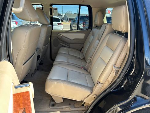 Used 2010 Ford Explorer Eddie Bauer image 13