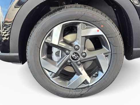 New 2026 Hyundai Venue SEL FWD image 11