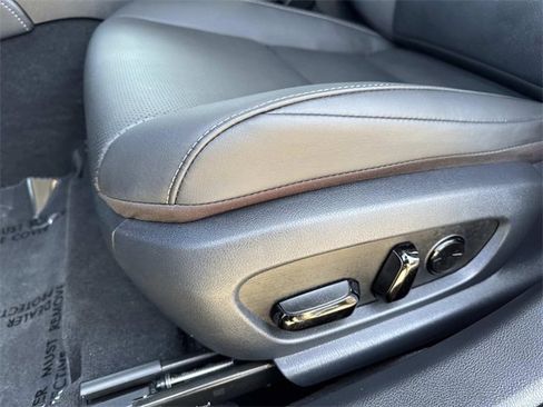 Certified 2023 Lexus ES 250 w/ Premium Package image 19