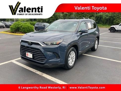 Certified 2024 Toyota Grand Highlander AWD image 1