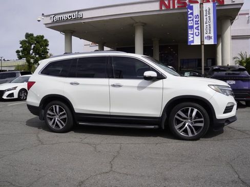 Used 2016 Honda Pilot Elite image 3