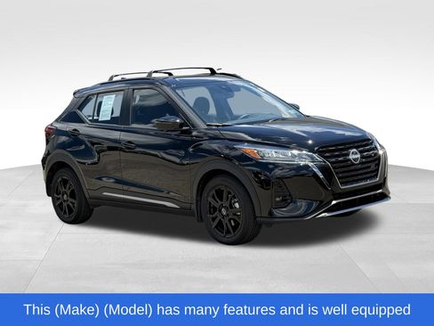 Used 2024 Nissan Kicks SR w/ Interior Electronics Package FWD image 10