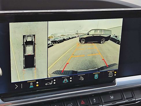 Used 2025 Chevrolet Silverado 3500 LTZ w/ LTZ Plus Package image 21