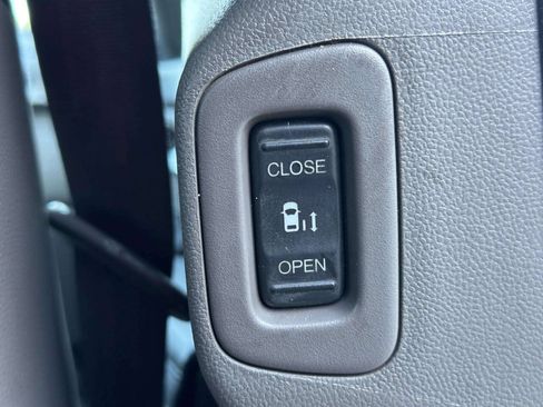 Used 2016 Honda Odyssey EX-L image 28