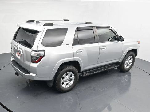 Used 2021 Toyota 4Runner SR5 AWD/4WD image 27