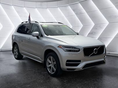 Used 2016 Volvo XC90 T8 Momentum w/ Vision Package