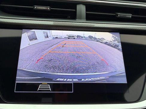 Used 2023 Buick Encore GX Essence w/ Experience Buick Package FWD image 24