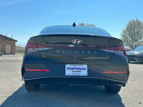 New 2026 Hyundai Elantra Sport FWD image 5