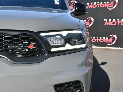 Used 2024 Dodge Durango GT image 11