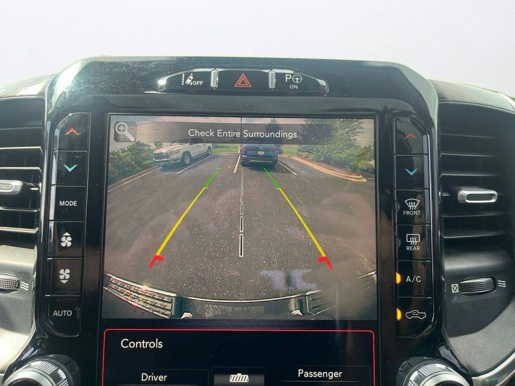 Used 2019 RAM 1500 Laramie RWD image 17
