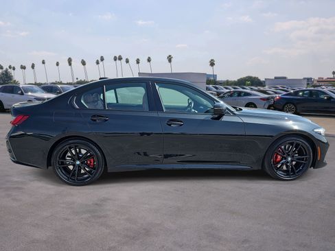 Used 2023 BMW 330i Sedan w/ M Sport Package image 4