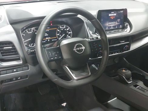 Certified 2025 Nissan Rogue SV w/ SV Premium Package image 16