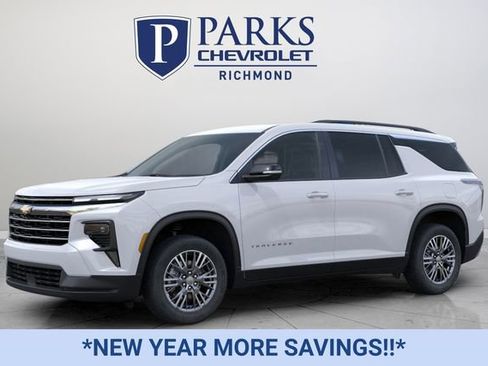 New 2026 Chevrolet Traverse LT w/ Driver Confidence Package image 2