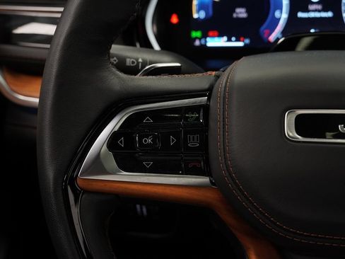 Certified 2025 Jeep Grand Cherokee L Summit AWD/4WD image 42