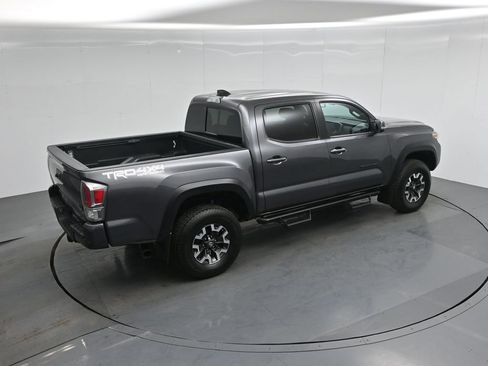 Used 2020 Toyota Tacoma TRD Off-Road w/ Technology Package image 38