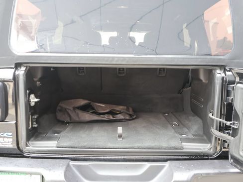 Used 2024 Jeep Wrangler Unlimited AWD/4WD image 14