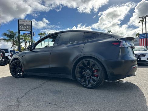 Used 2020 Tesla Model Y Performance image 3