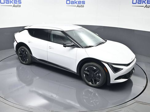 New 2026 Kia EV6 Wind AWD/4WD image 46