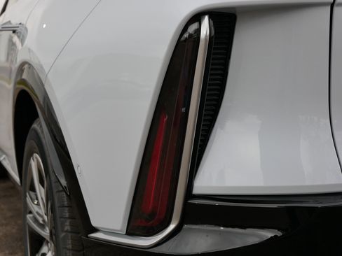 New 2026 Cadillac Lyriq Premium Luxury image 15