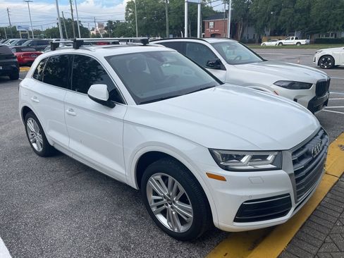 Used 2018 Audi Q5 2.0T Premium Plus w/ Premium Plus Package AWD/4WD image 1