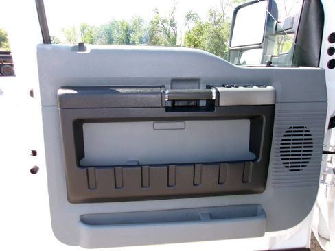 Used 2015 Ford F250 XLT AWD/4WD image 12