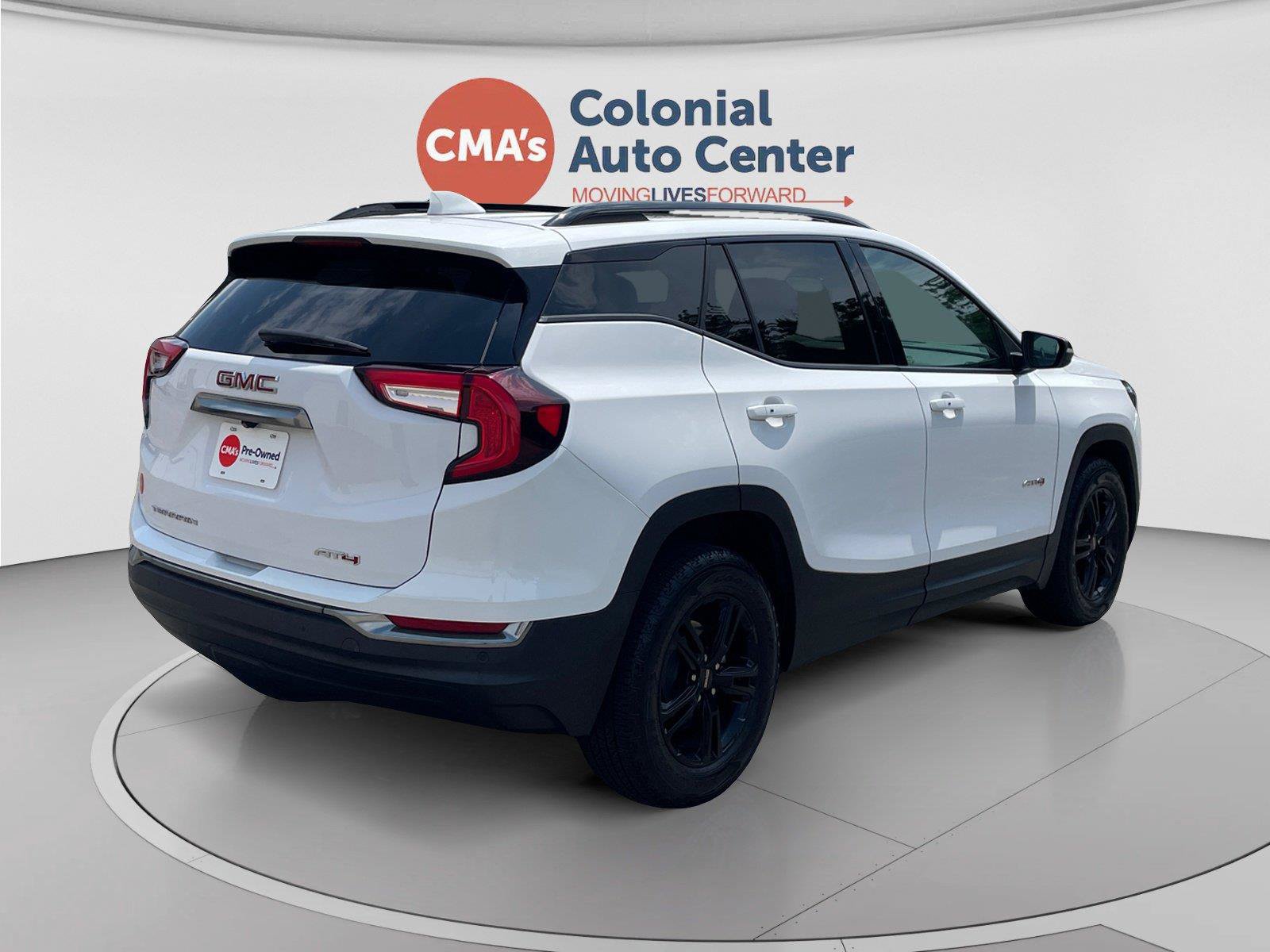 Used 2023 GMC Terrain AT4 w/ Tech Package AWD/4WD image 5